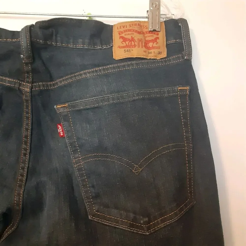 Levi's 541 Athletic Taper Stretch Mens Jeans 36x30 Dark Blue Whiskers 5 Pocket